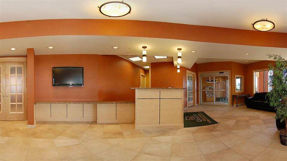 Отель Baymont By Wyndham Indianapolis East Экстерьер фото